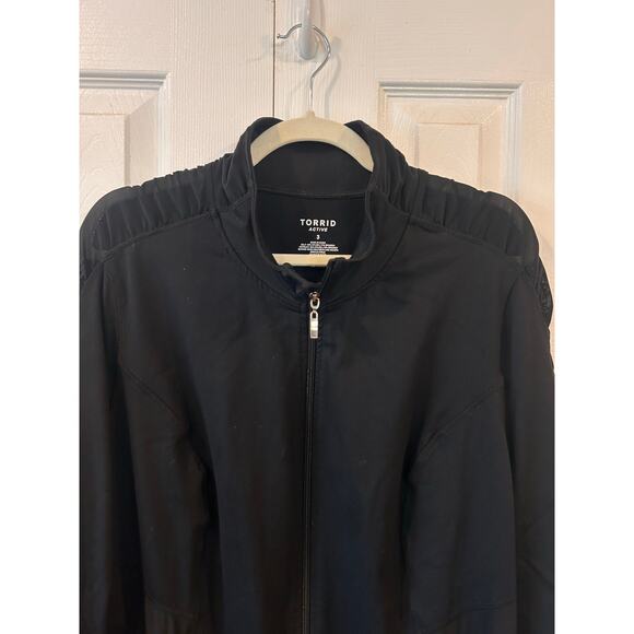 Torrid Active Mesh Panel Jacket Black Size 3 (3X) - Picture 7 of 12